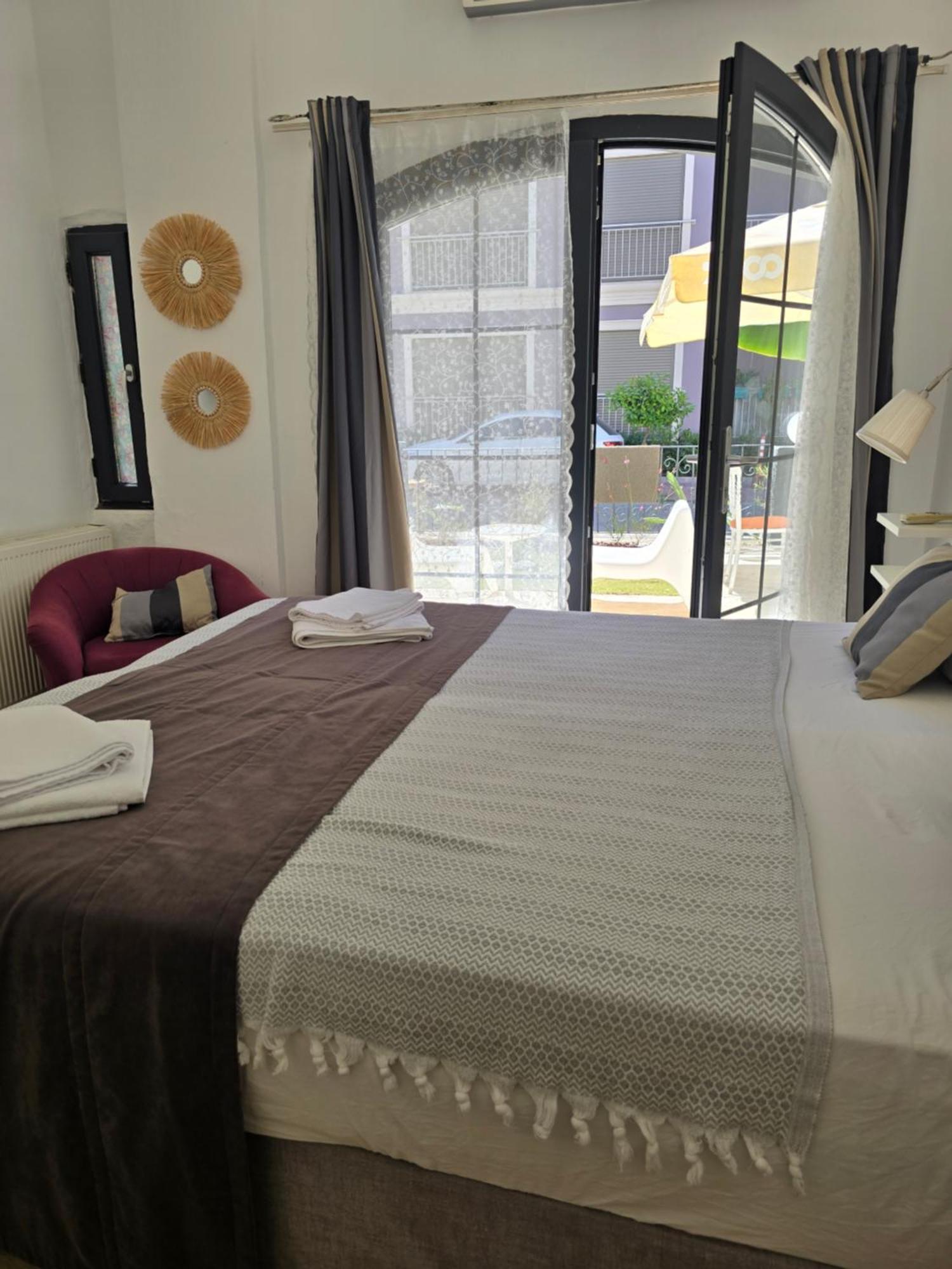Marina Sahil Hotel Cesme Exterior photo